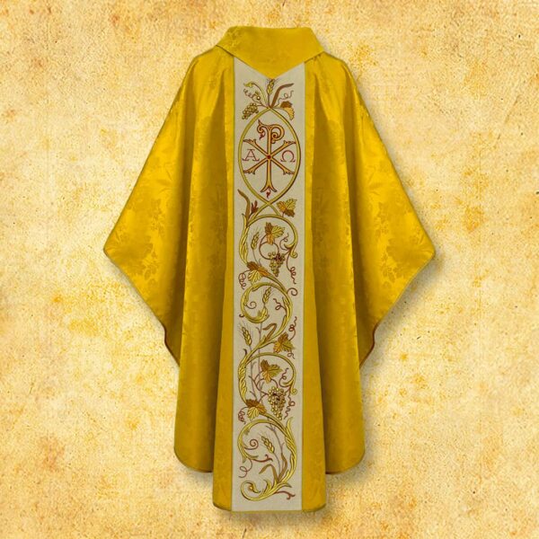 Embroidered chasuble "Christum"