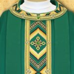 Embroidered chasuble "Moderno Carisma"