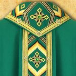 Embroidered chasuble "Moderno Carisma"