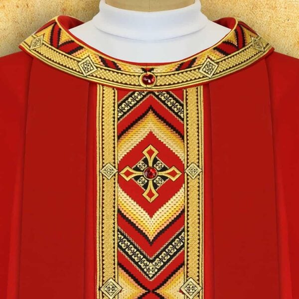 Embroidered chasuble "Moderno Carisma"