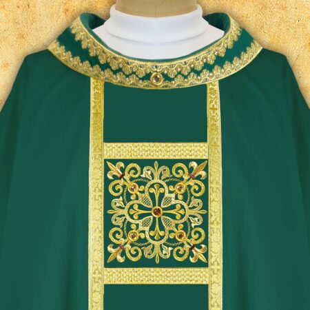 Embroidered chasuble "Brillante-Verde"