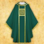 Embroidered chasuble "Brillante-Verde"