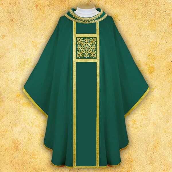 Ornat haftowany "Brillante-Verde" Embroidered chasuble "Brillante-Verde"