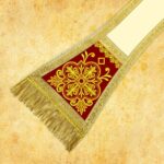 Embroidered dalmatic "Brillante-Vino"