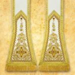 Embroidered Roman stola "Brillante-Bianco"