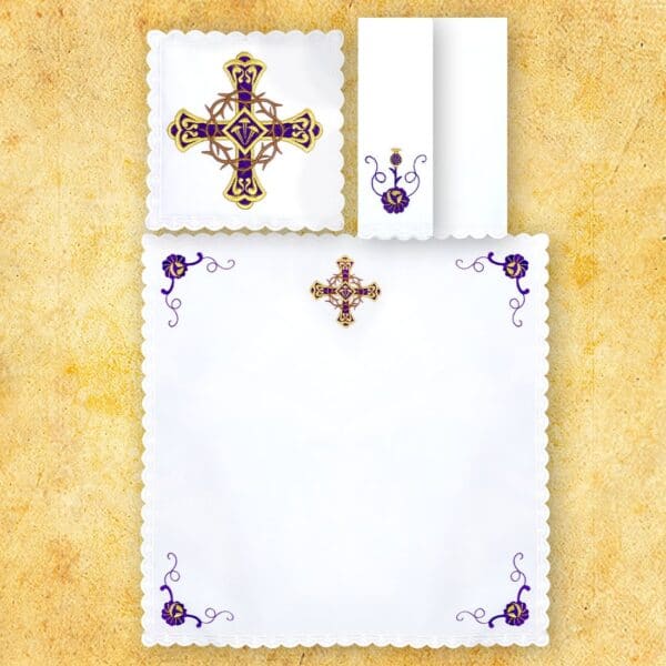 "Crown of Thorns" Chalice Linen