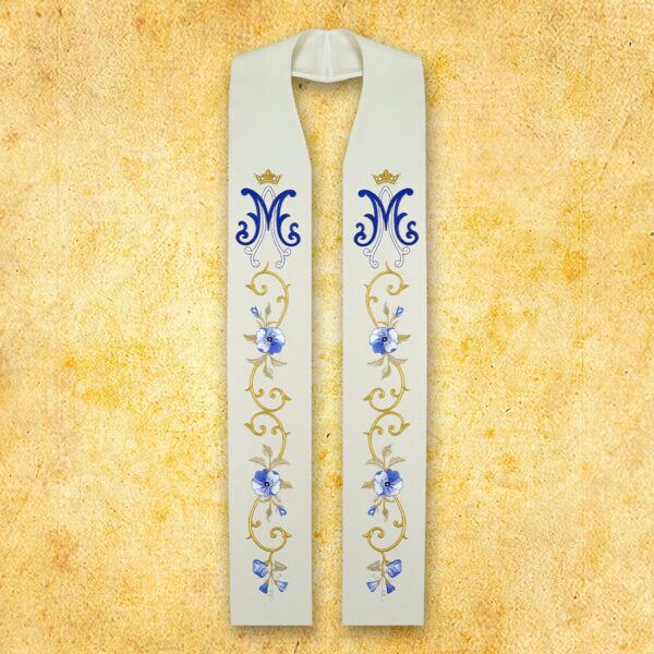 Ornat Haftowany "Maryjny" Embroidered chasuble "Maryjny"