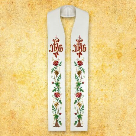 Embroidered chasuble "Maryjny"
