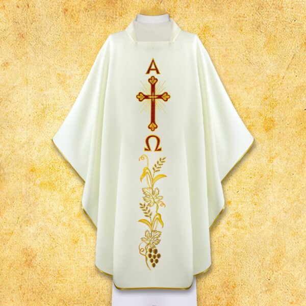 Ornat Haftowany "Maryjny" Embroidered chasuble "Maryjny"