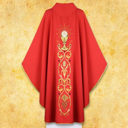 Embroidered chasuble "Maryjny"