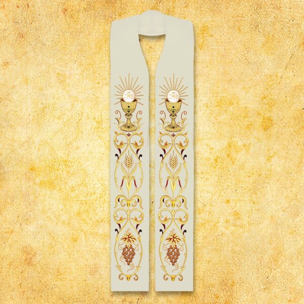 Ornat Haftowany '"Kielich" Embroidered Chasuble "Chalice"