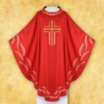 Embroidered chasuble "Maryjny"