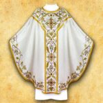 Embroidered chasuble "Maryjny"