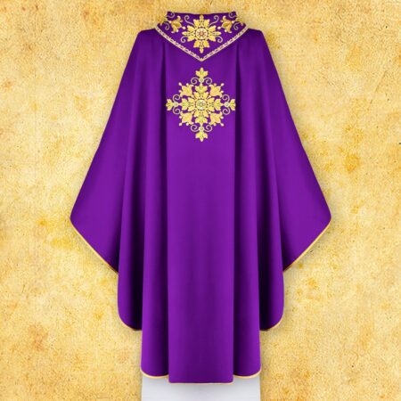 Embroidered chasuble "Presbitero"
