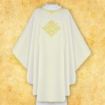 Embroidered chasuble "Presbitero"