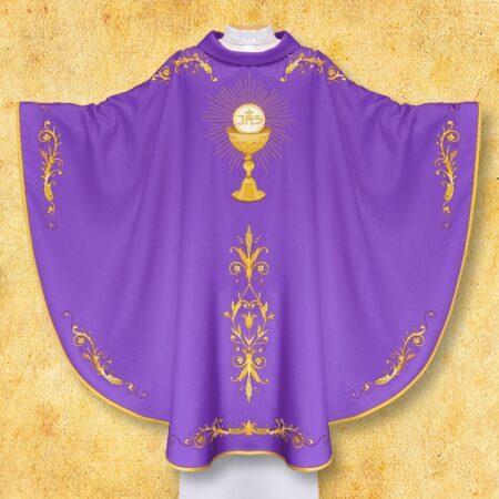 Ecru Embroidered Chasuble