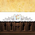 Laser-cut tablecloth with photo image