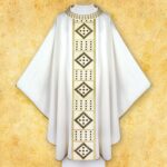 Embroidered chasuble "Mistero"
