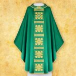 Embroidered chasuble "Presbitero"