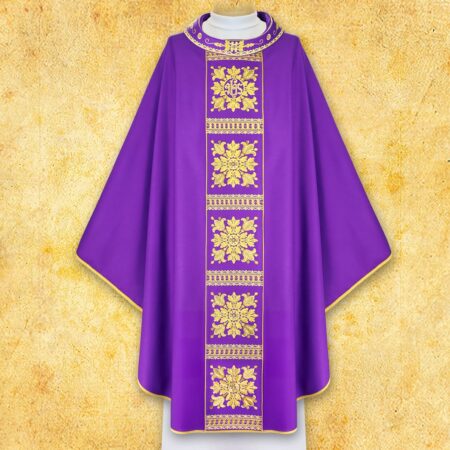 Embroidered chasuble "Presbitero"