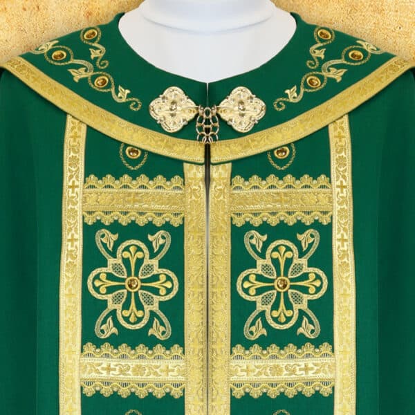 Embroidered cope "Brillante-Verde"