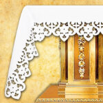 Embroidered tablecloth "Bianco Fiori"