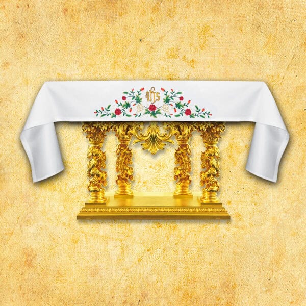 Tablecloth with embroidery on the front