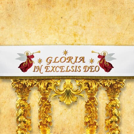 Tablecloth with embroidery on the front