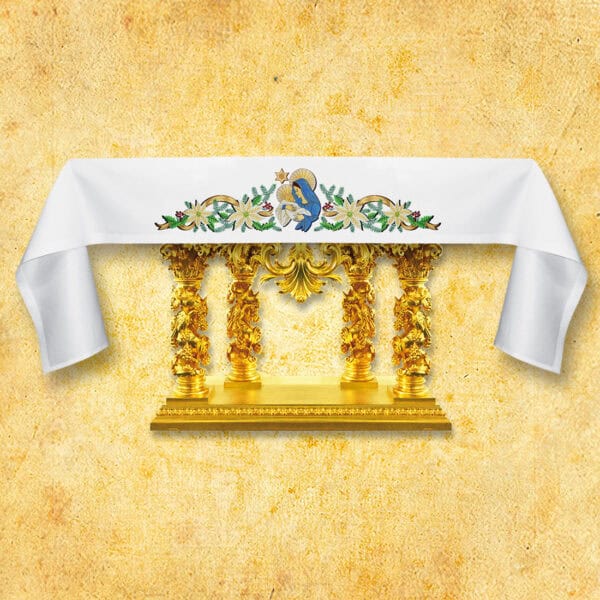 Tablecloth with embroidery on the front