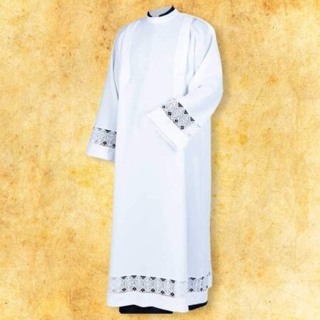 Embroidered alba with guipure lace "IHS"