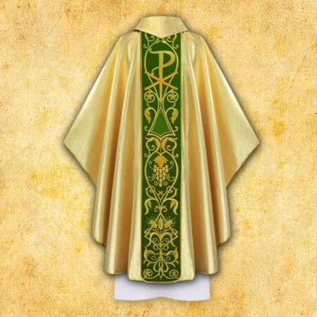 Chasuble with embroidered plush belt "Lamb"