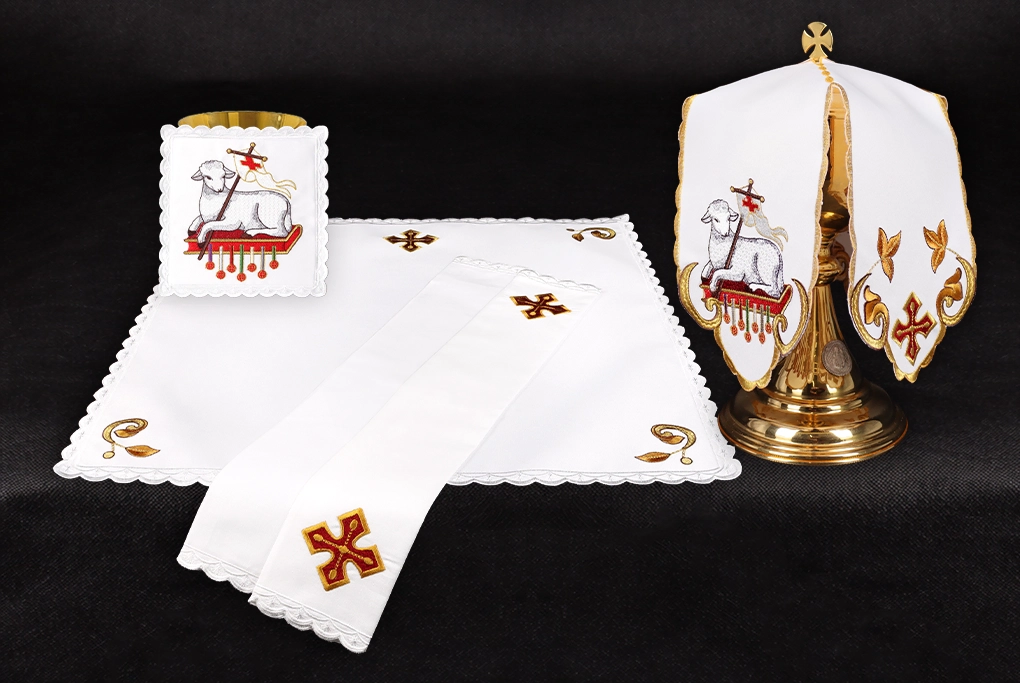 CHALICE LINEN — MEANING, ELEMENTS, AND ROLE IN THE LITURGY