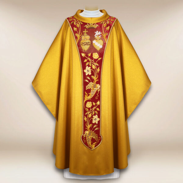 Embroidered chasuble "Heart of Jesus and Mary"