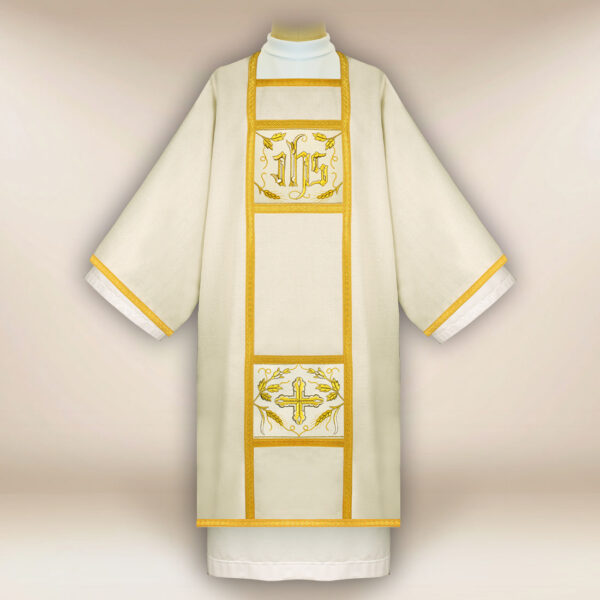 Embroidered dalmatic "Magnificat"