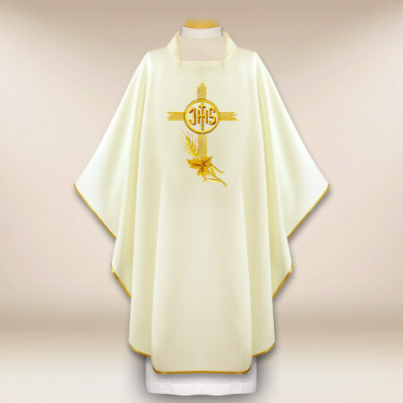 Embroidered chasuble "IHS"