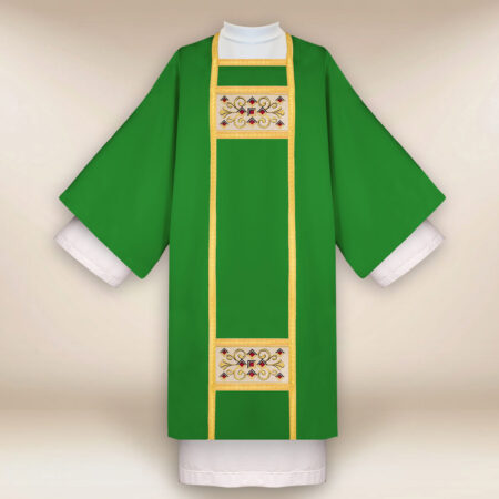 Embroidered dalmatic "Te Deum" green