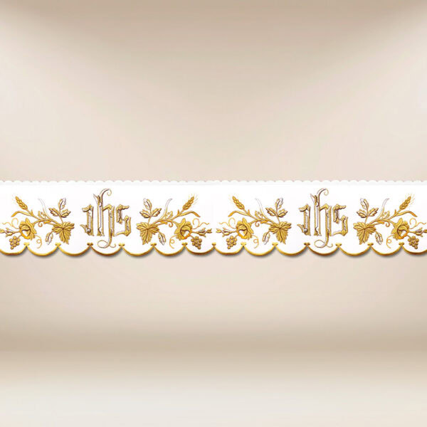Embroidered lace "Magnificat"