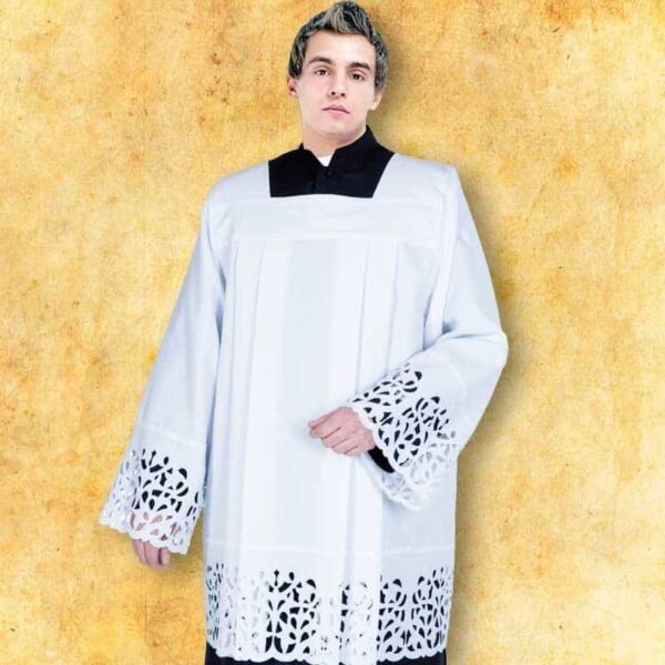 Embroidered  surplice with guipure lace 188 cm