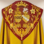 Embroidered cope "Heart of Jesus and Mary"