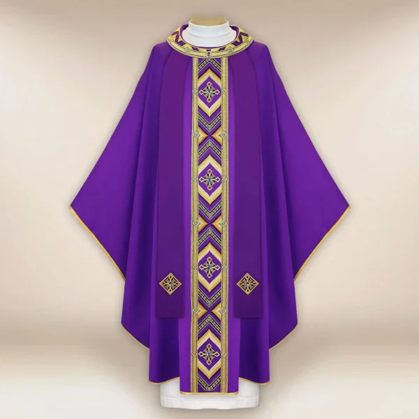 Embroidered chasuble "Moderno Carisma"