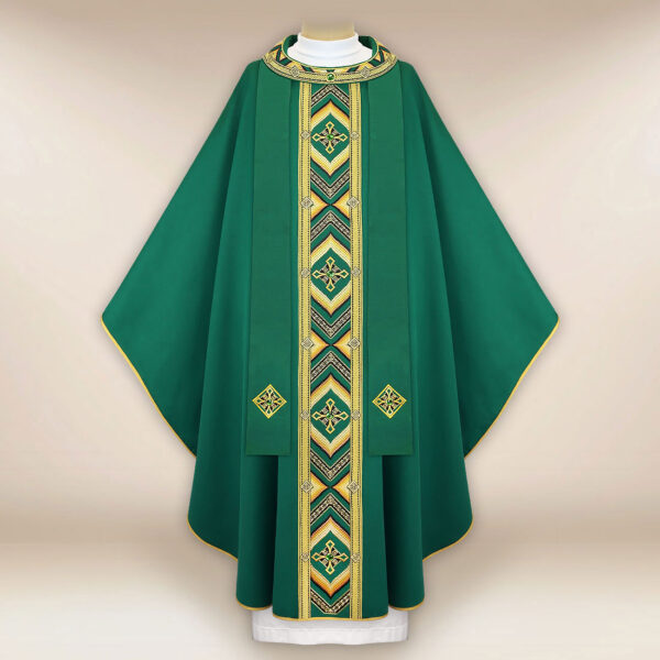 Embroidered chasuble "Moderno Carisma"