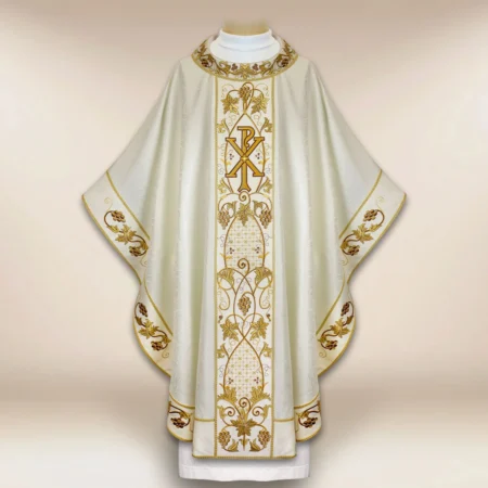 Embroidered chasuble "Sacramento"