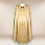 Embroidered cope "Santuario"
