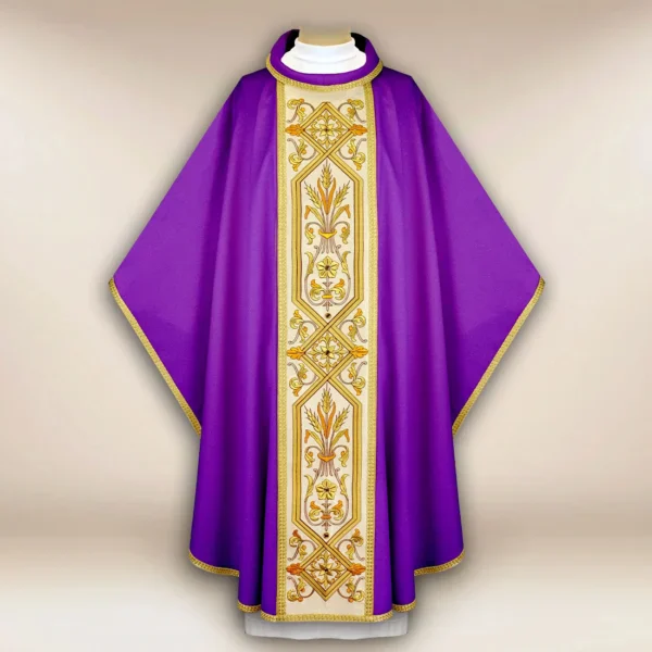 Embroidered chasuble "Ricamo Oro"