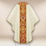 Embroidered chasuble "Comunione"