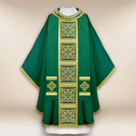 Embroidered chasuble "Brillante-Verde"