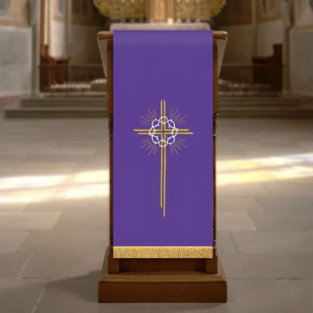 Embroidered lectern "Lenten"