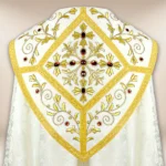 Embroidered cope "Massimo-Bianco"