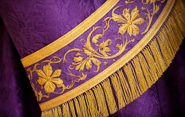 liturgical tassels – decorative finishing touches on vestments