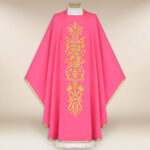 Ornat haftowany różowy “Kłosy i Winogrono”